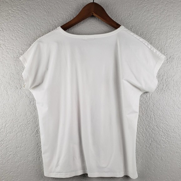 Yativi Batwing Graphic Tee - S / M - Picture 3 of 4